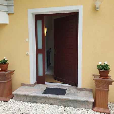 - 9 Km Nach Klagenfurt * Maria Rain