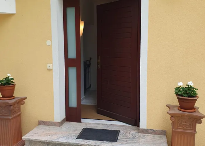 - 9 Km Nach Klagenfurt * 마리아레인